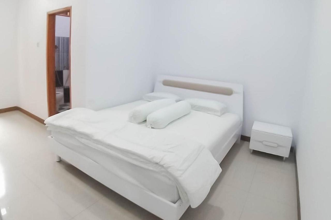 Angel Guest House Lembang RedPartner Bagian luar foto